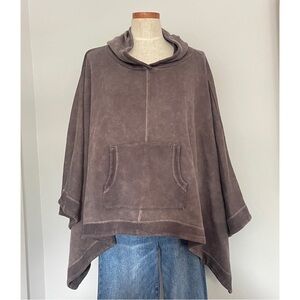 Sundance stone Gray Poncho style oversized hoodie size Small NWOT rare
